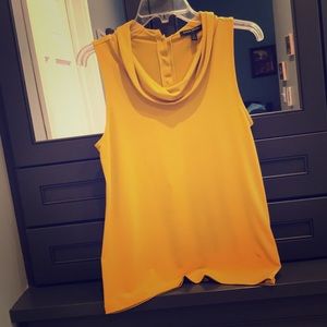 2/$10 Banana Republic Sleeveless Dress Shirt